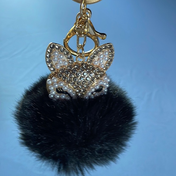 New! Crystal & Pearl Black Fox Pom Keychain - Picture 2 of 4